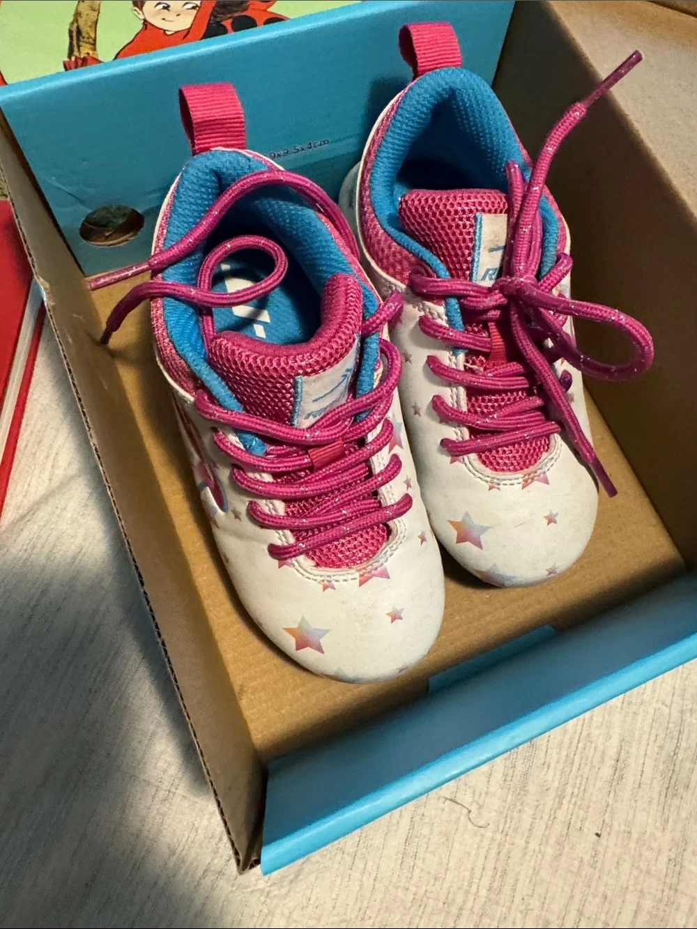 Rip It - Kids White Star Print Athletic Shoes with Pink Accents